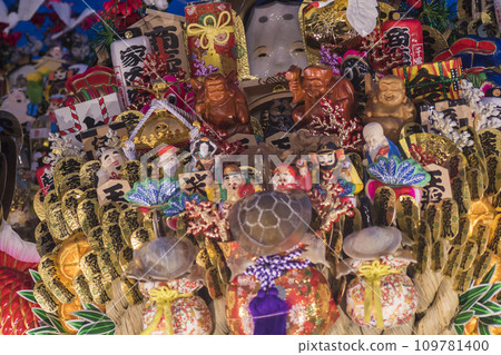 Tori no Ichi, Rake, Prosperous business, Bright colors, Family safety, Shrine, Japanese, Year-end, New Year Tori no Ichi, Rake, Prosperous business, Bright colors, Family safety, Shrine, Japanese, Year-end, New Year 109781400