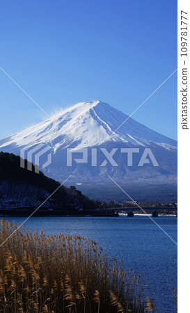 Beautiful winter scenery on a winter morning seen from Lake Kawaguchi February Mt. Fuji 1337 Lake Kawaguchi V9.16 Beautiful winter scenery on a winter morning seen from Lake Kawaguchi February Mt. Fuji 1337 Lake Kawaguchi V9.16 109781777