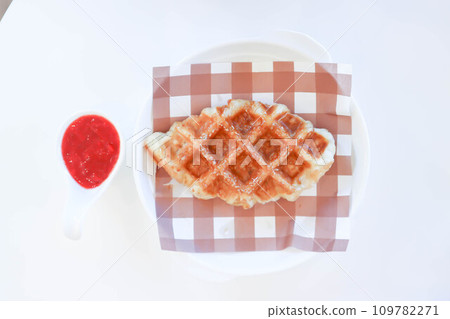 croffle or waffle or croissant , French croissant or French bread with sugar 109782271