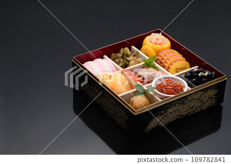 New Year dishes New Year dishes 109782841