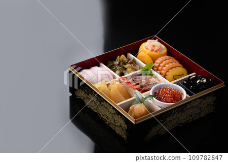 New Year dishes  109782847