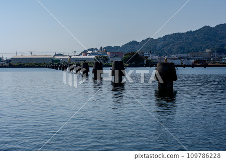 駿河灣蔚藍的大海與天空 駿河灣蔚藍的大海與天空 109786228