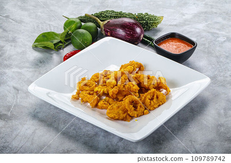 Golden fried squid crispy tempura 109789742