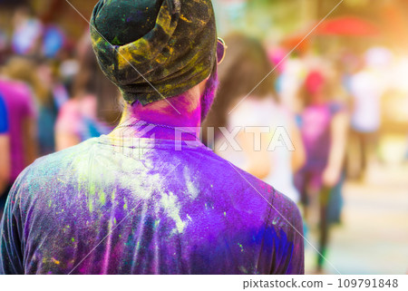 man on holi festival, man on holi festival, 109791848