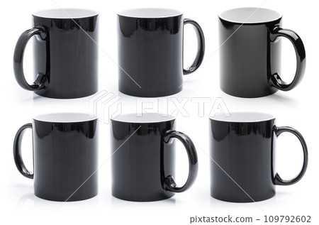Black Mugs Set 109792602