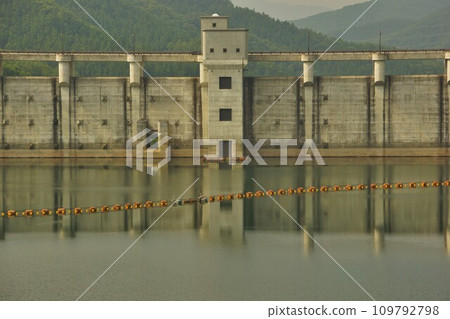 The embankment of Hayachine Dam reflected in Lake Hayachine The embankment of Hayachine Dam reflected in Lake Hayachine 109792798