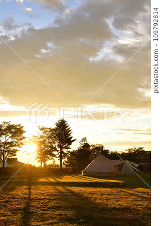 露營地的早晨（長野縣） 109792814