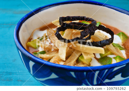 墨西哥湯 sopa tarasca 墨西哥湯 sopa tarasca 109793262