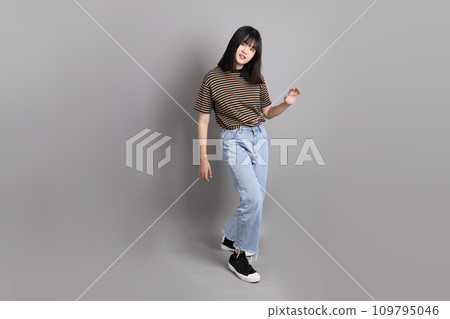 Cute Asian Woman 109795046