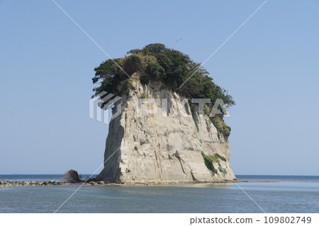 Mitsuke Island May 2023 109802749