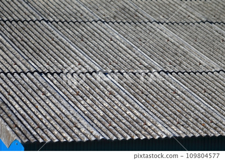 瓦楞屋頂圖像 109804577