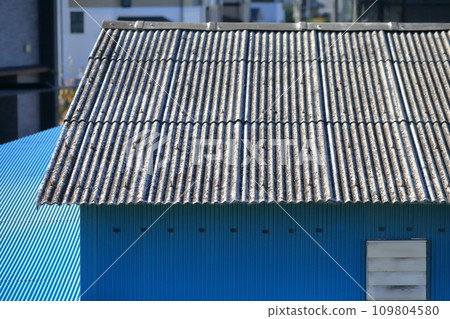 Corrugated roof image 109804580