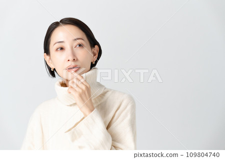 美容中年女性皮膚護理 109804740