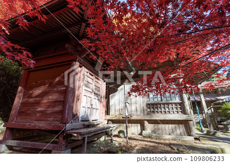 大山(神奈川縣伊勢原市) 大山寺參道上的前不動堂 大山(神奈川縣伊勢原市) 大山寺參道上的前不動堂 109806233