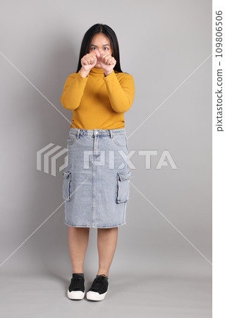 Southeast Asian Woman 109806506