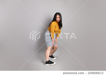 Southeast Asian Woman Southeast Asian Woman 109806613