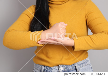 Southeast Asian Woman 109806641