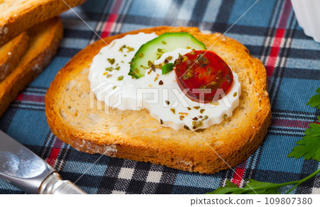 Delicious toast with young cheese 109807380