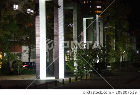 Night view of the Gate of Peace Night view of the Gate of Peace 109807519