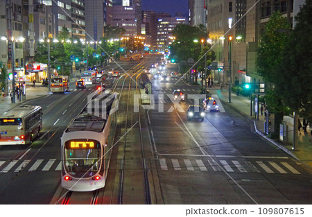 從小町看中央大道夜景 從小町看中央大道夜景 109807615