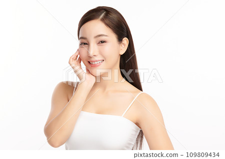 Beautiful young asian woman with clean fresh skin on white background, Face care, Facial treatment, Cosmetology, beauty and spa, Asian women portrait. Beautiful young asian woman with clean fresh skin on white background, Face care, Facial treatment, Cosmetology, beauty and spa, Asian women portrait. 109809434
