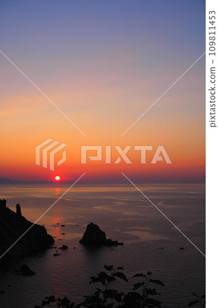 Sunset seen from Otaru Shukutsu Panorama Observation Deck Sunset seen from Otaru Shukutsu Panorama Observation Deck 109811453