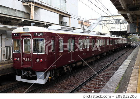 [NS] Nose Electric Railway 7200 series train 109812206