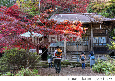 Daisen (Isehara City, Kanagawa Prefecture) Maefudodo 109812766