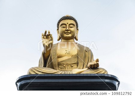 View of the Giant Buddha Statue at the Fo Guang Shan Buddha Museum in Kaohsiung, Taiwan. 109812792