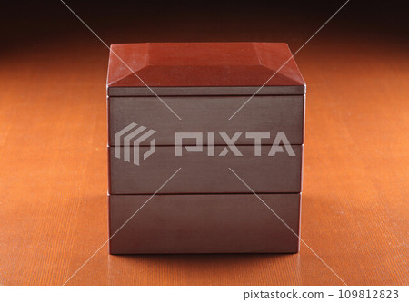 Red Wajima lacquer box Red Wajima lacquer box 109812823