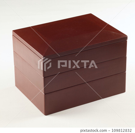 Red Wajima lacquer box 109812832