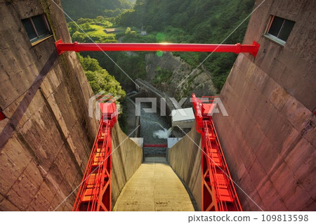 Radial gate of Kajigawa flood control dam Radial gate of Kajigawa flood control dam 109813598