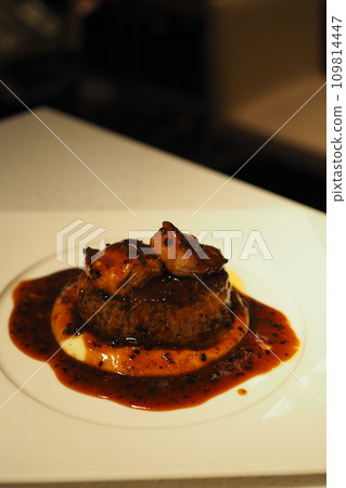 delicious rossini delicious rossini 109814447