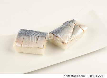 Mackerel sushi Mackerel sushi 109815590