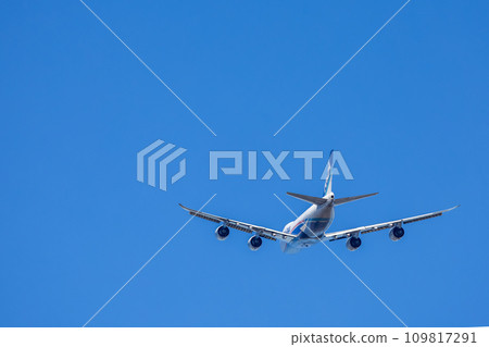 航空貨運・航空貨運/從成田機場起飛的客機・波音 747・日本貨運 109817291