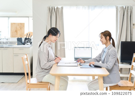 上門推銷的女商人 109822075