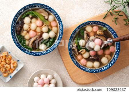 湯圓 冬至 鹹湯圓 紅色 白色 粉色 Tang yuan タンユエン 団子 湯圓 冬至 鹹湯圓 紅色 白色 粉色 Tang yuan タンユエン 団子 109822687