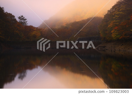 Tono City, Iwate Prefecture Autumn Sennin-Toge 109823003