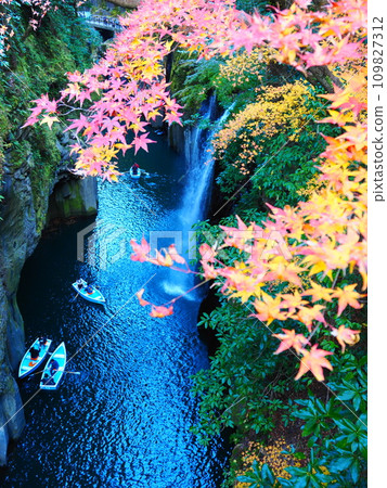 Takachiho Gorge Takachiho Gorge 109827312