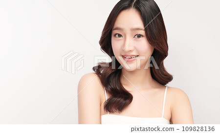 Beautiful young asian woman with clean fresh skin on white background, Face care, Facial treatment, Cosmetology, beauty and spa, Asian women portrait. 109828136