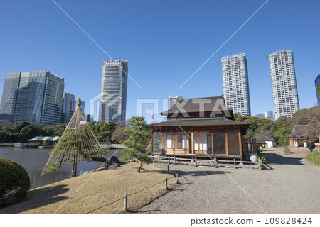 Hamarikyu Garden Matsu no Ochaya Hamarikyu Garden Matsu no Ochaya 109828424