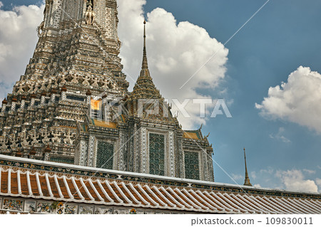 Wat Arun famous Temple in Thailand Wat Arun famous Temple in Thailand 109830011
