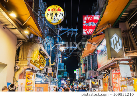 士林夜市，台灣 *部分柔焦 109831210