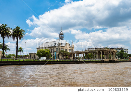 Tigre, Argentina - Dec 15, 2023 Tigre, Argentina - Dec 15, 2023 109833339