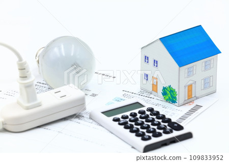 Electricity charges, image of electricity bills 109833952