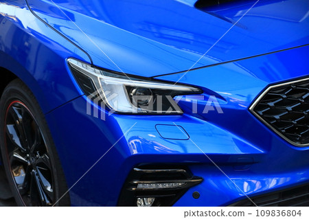 汽車大燈圖像 109836804