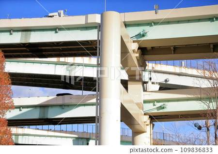 辰巳高架路 109836833