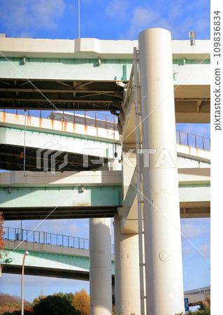 辰巳高架路 109836834