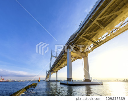 從大黑碼頭看橫濱灣大橋 / 日本橫濱 從大黑碼頭看橫濱灣大橋 / 日本橫濱 109838889