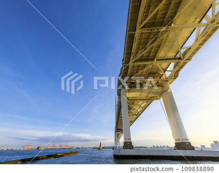 從大黑碼頭看橫濱灣大橋 / 日本橫濱 從大黑碼頭看橫濱灣大橋 / 日本橫濱 109838890